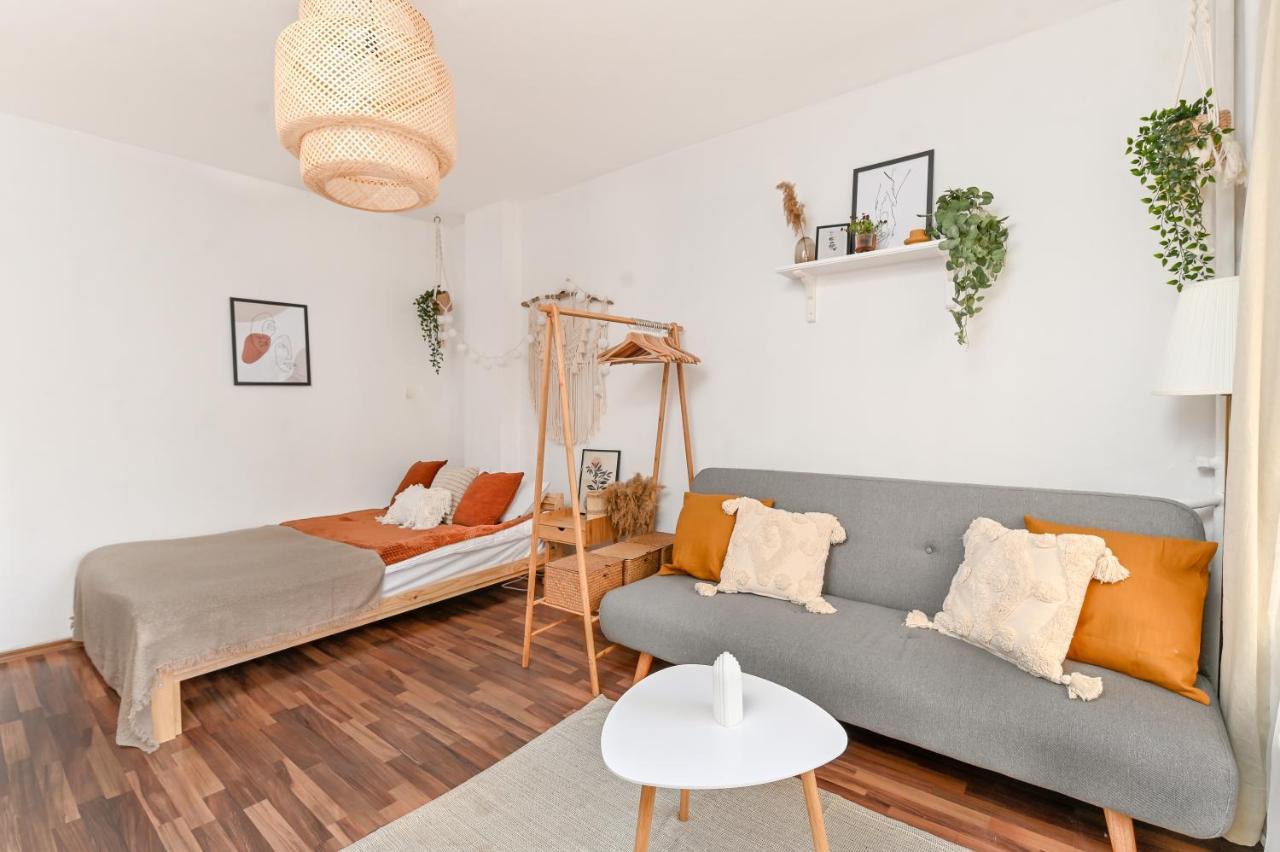 Cosy&Art 1Bd Apartment Next To Slaveykov Square Sofia Exterior photo